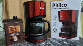 Cafeteira Elétrica Philco PCF41 Inox Red – Vermelha e Preta 30 Xícaras