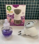 Difusor de Aromas Elétrico Bom Ar Lavanda e Gerânio Aparelho + Refil