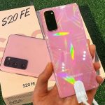 Smartphone Samsung Galaxy S20 FE 128GB, 6GB RAM, Tela Infinita de 6.5”, Câmera Traseira Tripla, Android 10 e Processador Octa-Core