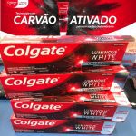 Creme Dental para Clareamento Colgate Luminous White Carvão Ativado 140g