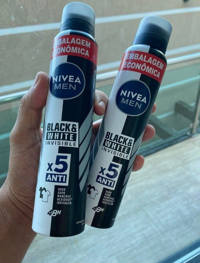 REXONA Black+White Invisible spray antitranspirante (200 ml)