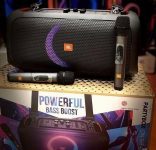 Caixa de Som Portátil Bluetooth JBL PartyBox On-The-Go, Com Microfone Sem Fio e Efeitos de Luzes – JBLPARTYBOXGOBBR2