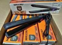 Chapinha/Prancha de Cabelo Mallory Divine Liss – Cerâmica com Íons 200C