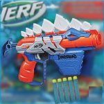 NERF Lança Dardos Dino Stego-Smash com 5 Dardos Oficiais e Porta Dardos – F0806 – Hasbro, Azul, laranja e branco
