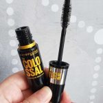 Máscara de Cílios The Colossal 36H à Prova D’água Preto, MAYBELLINE