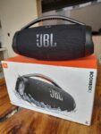 Caixa de Som Bluetooth JBL Boombox 3 Preta – 180W – JBLBOOMBOX3SBLKBR