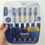 Escova Dental Oral-B Pro-Saúde 7 benefícios – 5 Unidades