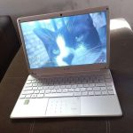 Notebook Ultra Intel Core i3 4GB RAM 1TB HDD Linux 14,1 Pol. Full HD Prata