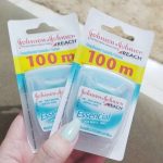 Fio Dental Essencial Menta JOHNSONS REACH 100M