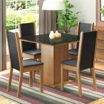 Conjunto Sala de Jantar Madesa Moscou Plus Mesa Tampo de Vidro com 4 Cadeiras