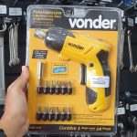 Parafusadeira A Bateria 3,6 V, Carregador Bivolt, Jogo Com 12
