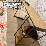 Mesa Escrivaninha Vintage De Madeira Com 2 Prateleiras