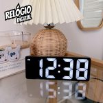 Relógio De Mesa Digital Led Bivolt C/Calendário Alarme Temperatura Para Cama Cabeceira