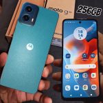 Smartphone Motorola Moto G34 5G 256GB 8GB RAM + 8GB RAM Boost Verde – Vegan Leather