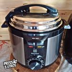 Panela pressão elétrica Electrolux capacidade 5L PCE20 inox Rita Lobo