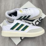 Tênis Adidas Courtblock