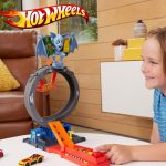 Hot Wheels City Pista Ataque do Morcego Mattel