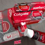 Colgate Creme Dental Clareador Luminous White Carvão Ativado 70G 3 Unidades