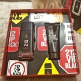 Carolina Herrera 212 VIP Black Kit Perfume Masculino + Gel de Banho