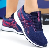 Tênis Asics Taikai