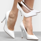 Scarpin Ala Salto Alto Verniz