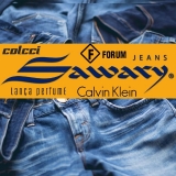Calças Jeans Femininos com até 50% OFF
