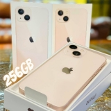 Apple iPhone 13 256GB Estelar Tela 6,1” – 12MP iOS
