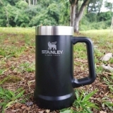 Stanley Adventure Big Grip preto fosco, 700 ml