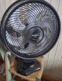 Ventilador Comercial de Mesa Britânia – Ventus 400 Turbo 44cm 3 Velocidades Preto