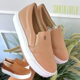 Tênis slip on bege Santa Lolla