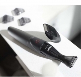 Aparador de Pelos Multigroom Series 1000, 1 velocidade, Preto, à pilha- Philips