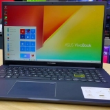 Notebook ASUS VivoBook X513EA-EJ3010 Intel Core i7 1165G7 8GB 256GB SSD Linux 15,6″ LED Preto