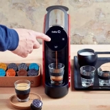 Cafeteira Cápsulas MiniQool Vermelha ou Cinza – Delta Q