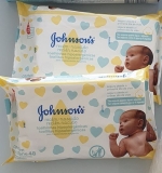 Toalha Hipoalergênica Recém Nascido, Johnson’s Baby, Amarelo, Pacote de 48 unidades