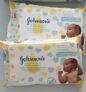 Toalha Hipoalergênica Recém Nascido, Johnson’s Baby, Amarelo, Pacote de 48 unidades