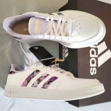 Tênis Adidas Breaknet Floral Feminino