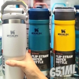 Garrafa térmica Flip Straw Stanley|651ml