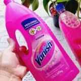 Tira Manchas em Gel Vanish Multiuso 1,5L para roupas coloridas