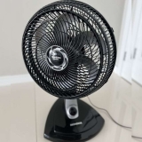 Ventilador de mesa Mondial 220V, 30cm, 6 pás, Turbo