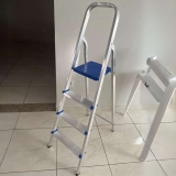 Escada Alumínio 4 Degraus MOR