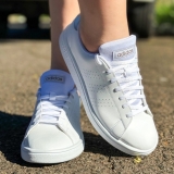 Tênis Advantage adidas