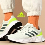 Tênis Galaxy 6 adidas