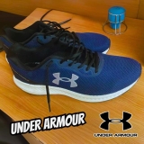 Tênis Under Armour Charged Essential