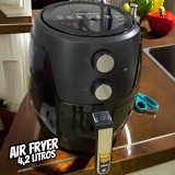 Fritadeira Elétrica Sem Óleo/air Fryer Britânia Bfr37 Preta Com Timer 4,2l 110V