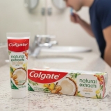 Colgate Creme Dental Natural Extracts Detox 90g