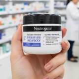 Neutrogena Hidratante Facial Antissinais Reparado Face Care Intensive, 100g